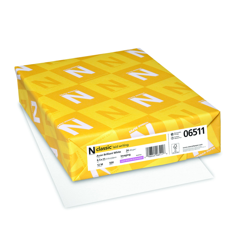 Papier à lettres vergé classique Neenah - 24 lb - 8,5" x 11" - Blanc brillant Avon - 500 feuilles