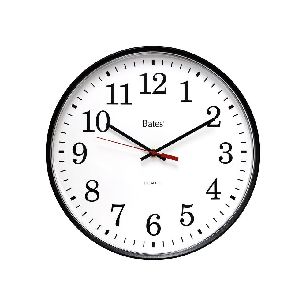 Horloge à quartz commerciale GBC Bates 12QT-BK - Cadran traditionnel - 12 heures - Fonctionne avec piles - Cadre noir - 12"