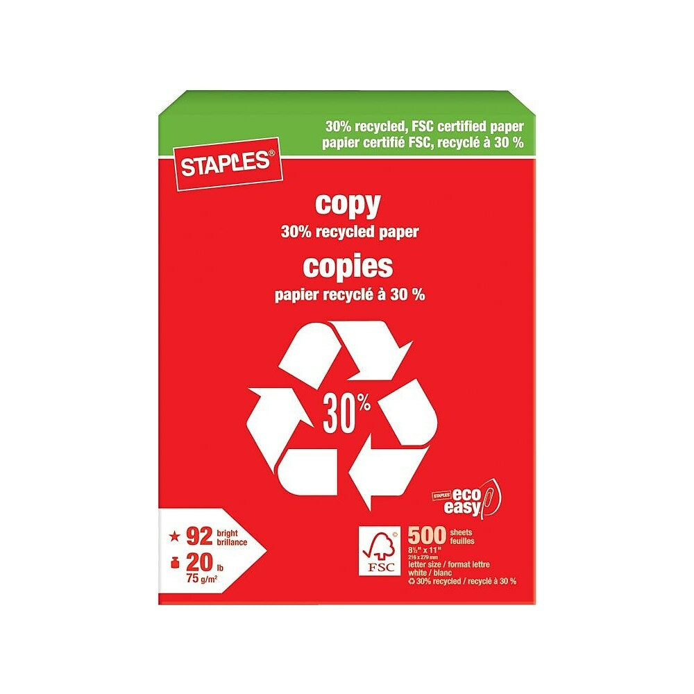 Papier photocopieur Staples certifié FSC 30 % recyclé – 20 lb – 8,5 po x 11 po – Blanc – 500 feuilles