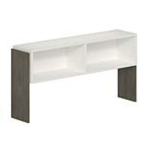 Open hutch snow/totem