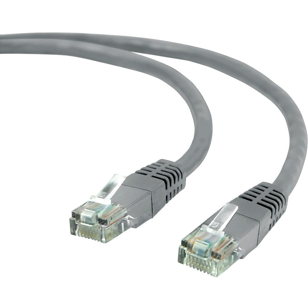 Câble réseau Ethernet CAT5e Staples 100 pi, gris