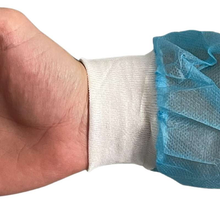 Load image into Gallery viewer, Disposable Isolation Gowns - Knitted Cuff - PACK OF 10 PIECES - D2D HealthCo.
